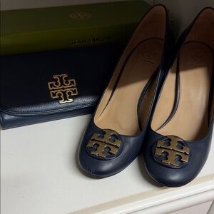 Tory Burch Dark Blue Heels with Gold Logo